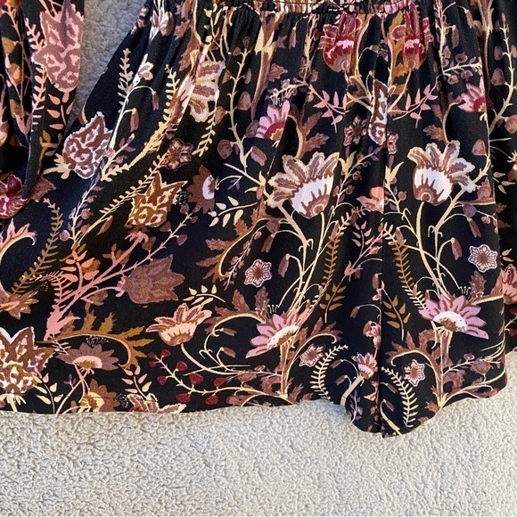 Free People Pretty & Free Black Floral Off the Shoulder Cutout Back Romper Sz XS - Picture 5 of 15